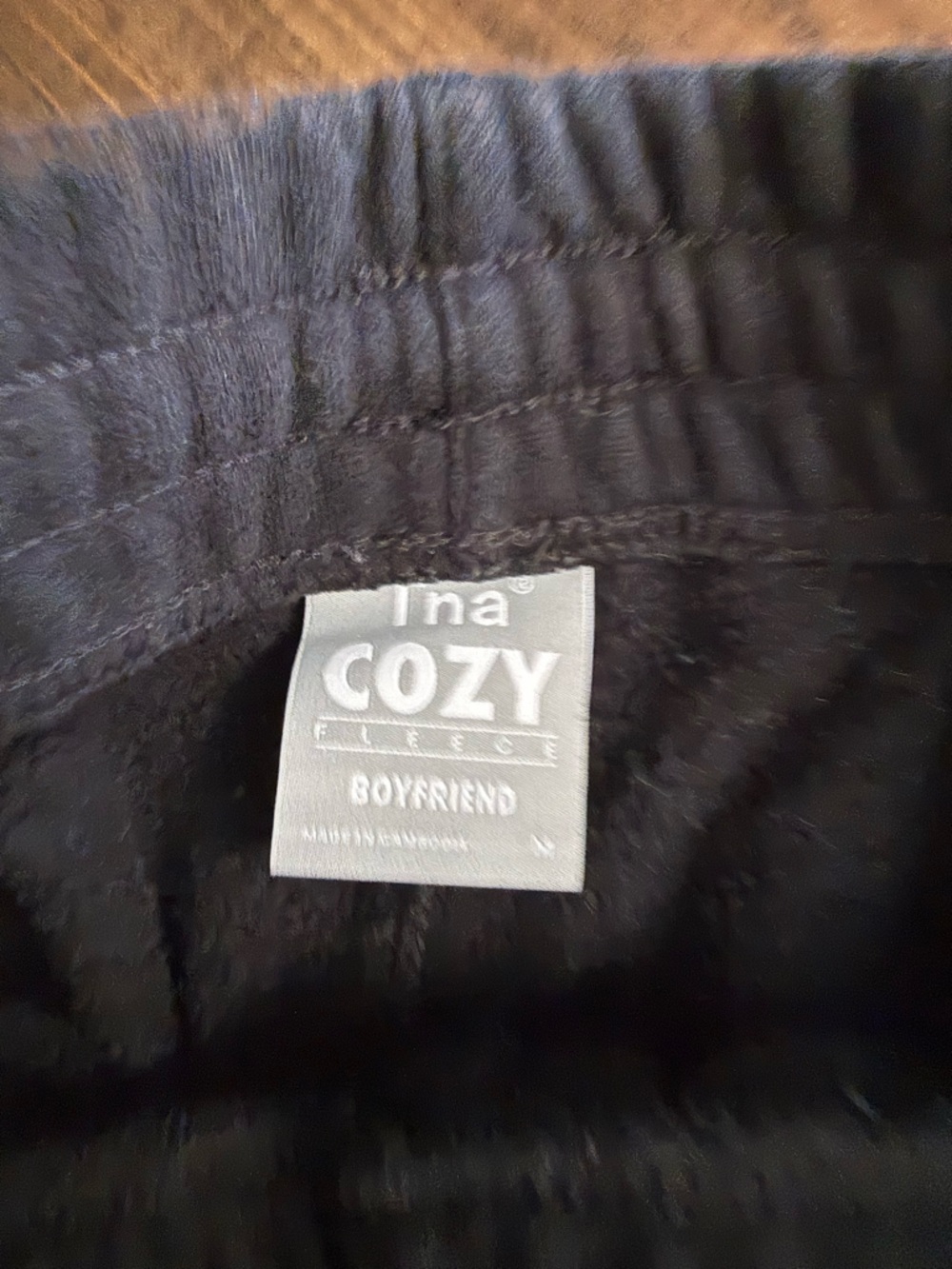 Aritzia Black Track Joggers - Picture 2 of 3